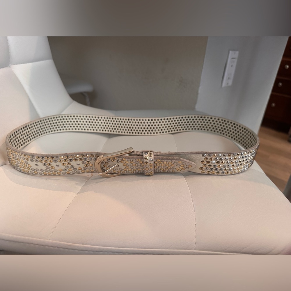 Amsterdam Heritage Studded White Leather Belt with Silver Hardware - Picture 5 of 11